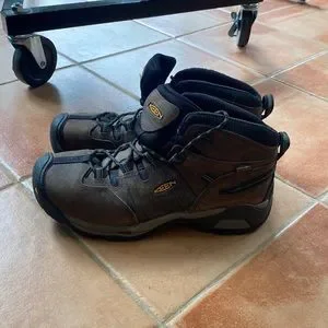 ? New without box - Keen Flint steel toe high tops Keen | Shoes | New Without Box Keen Flint Steel Toe High  main image 2